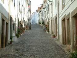 Rúa típica de Castelo de Vide